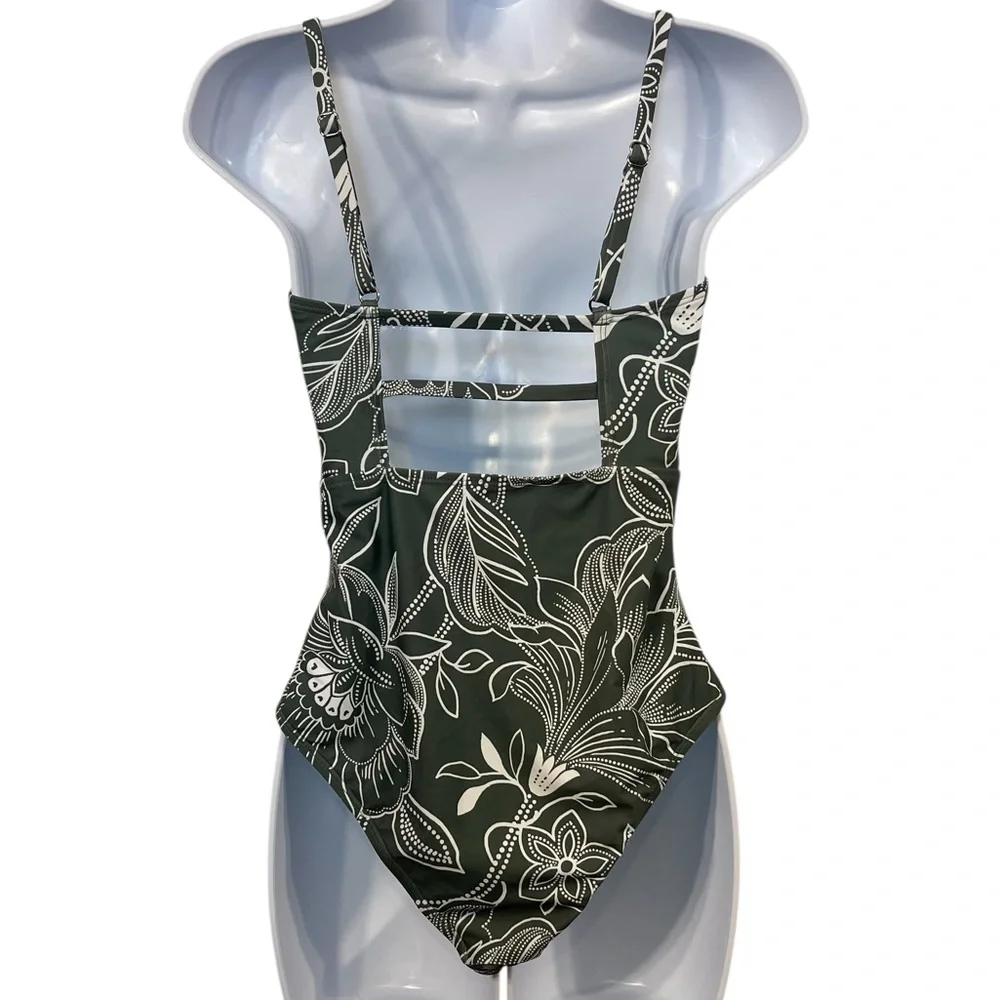 NWT Cupshe Quality Made Green Floral Swimsuit